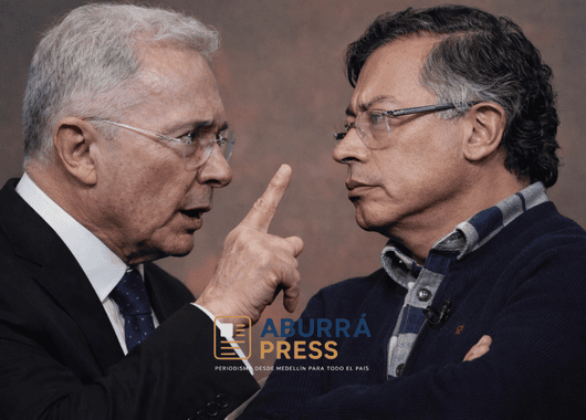Uribe lanza reto directo a Petro y propone renunciar si se comprueba que mintió